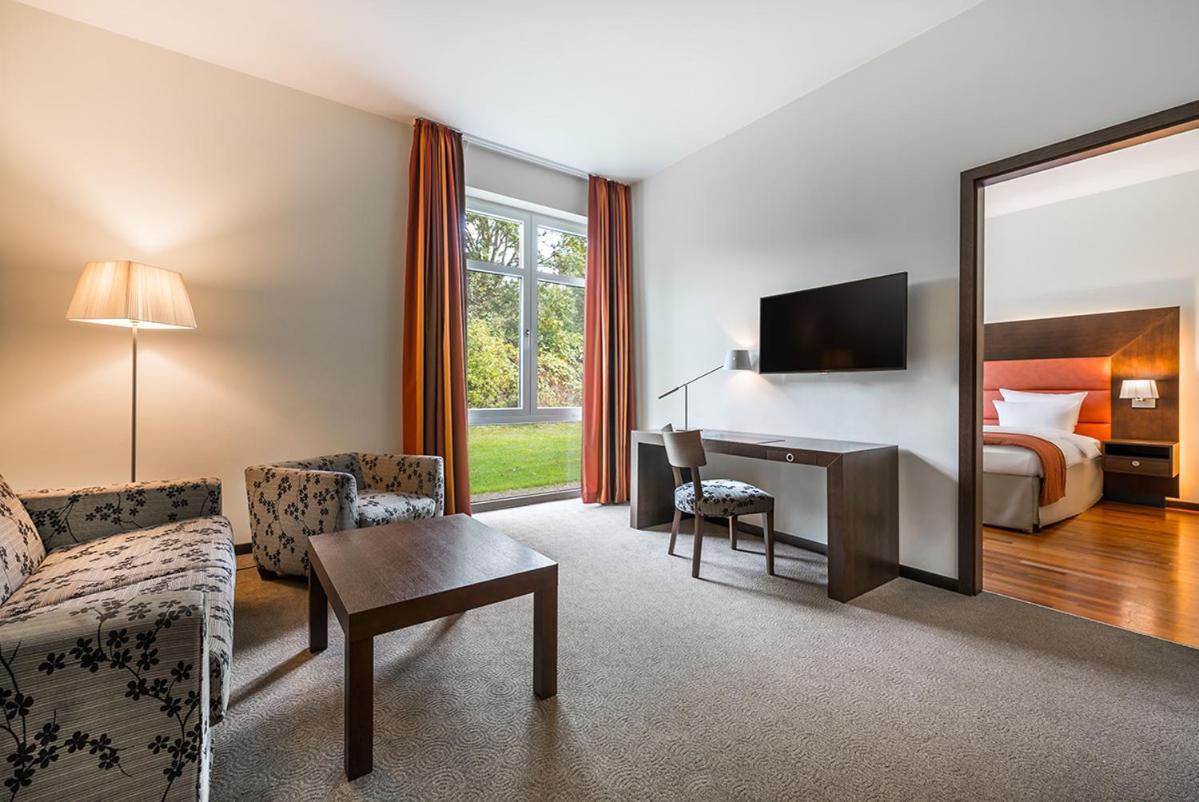Aparthotel Am Golfclub Treudelberg Hamburg Eksteriør bilde